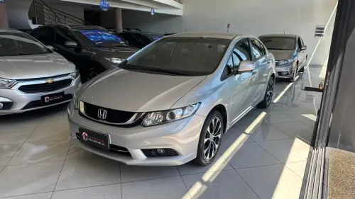 Honda CIVIC 2.0 LXR 16V 4 portas