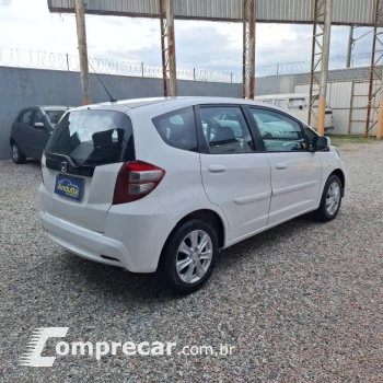 Fit 1.4 16V 4P LX FLEX