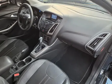 FOCUS 2.0 S SEDAN 16V FLEX 4P POWERSHIFT