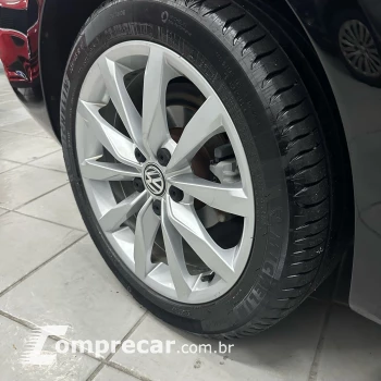 JETTA Highline 2.0 TSI 16V 4p Tiptronic