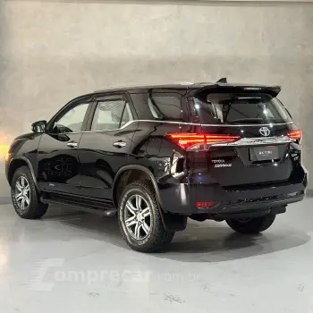 Hilux SW4 SRV 4x2 2.7 Flex 16V Aut.