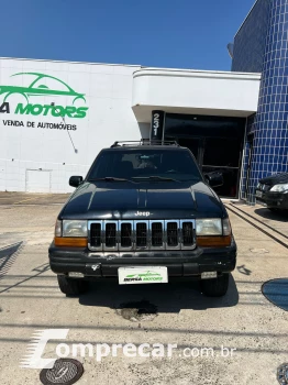 CHEROKEE 4.0 Laredo 4X4 6I 12V