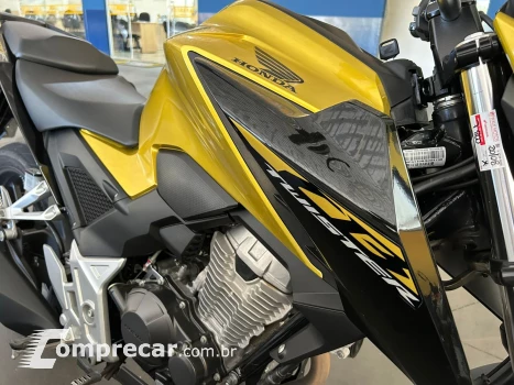CB CB 300F Twister Flex