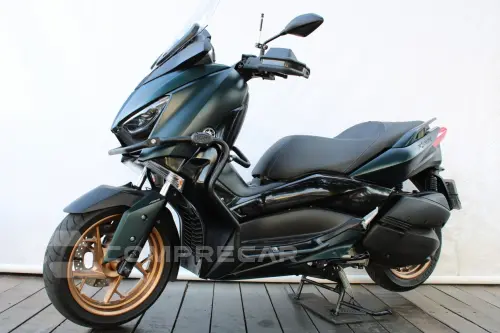YAMAHA XMAX ABS