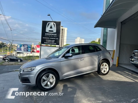 Audi Q5 2.0 Tfsi Gasolina Ambiente S Tronic 4 portas