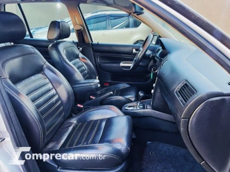 GOLF - 2.0 MI SPORTLINE 8V 4P TIPTRONIC