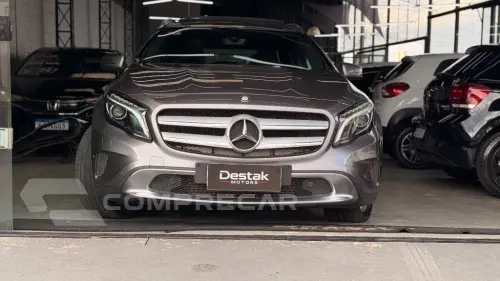 GLA 250 Vision 2.0 TB 16V 211cv Aut.
