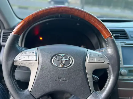 Camry XLE 3.5 24V Aut.