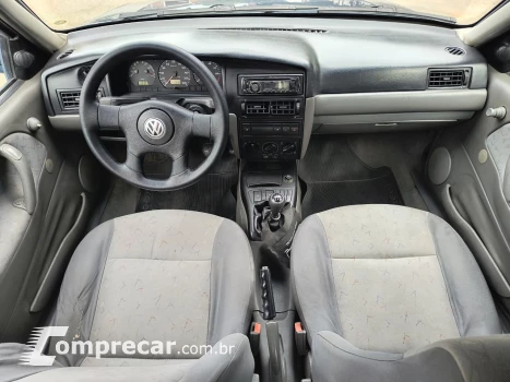 Volkswagen SANTANA 1.8 MI Comfortline 8V 4 portas