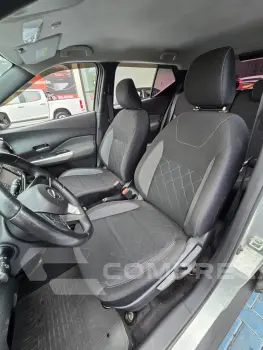 KICKS SV 1.6 16V FlexStar 5p Aut.