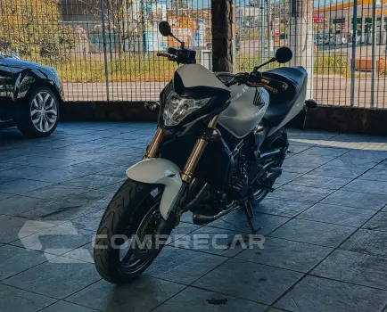 CB 600F Hornet