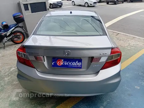 Civic LXS automático