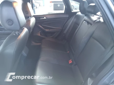 JETTA 1.4 250 TSI TOTAL FLEX R-LINE TIPTRONIC
