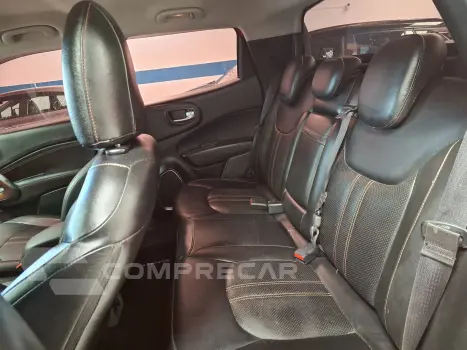 TORO 2.0 16V Turbo Volcano 4WD