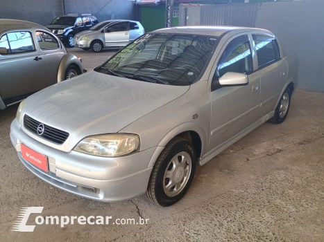 CHEVROLET Astra sedan 1.8 4 portas