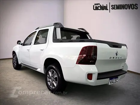 DUSTER OROCH 2.0 16V HI-FLEX DYNAMIQUE MANUAL