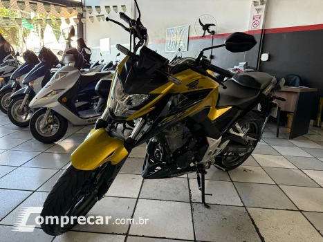 CB 300F TWISTER