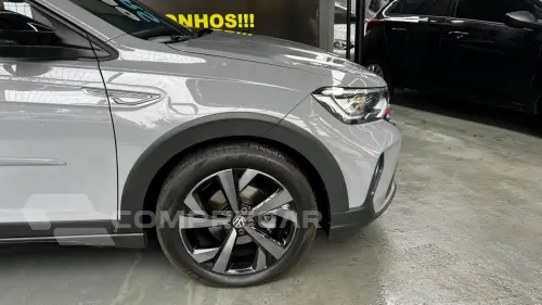 Nivus 1.0 4P FLEX 200 TSI HIGHLINE TURBO AUTOMÁTICO