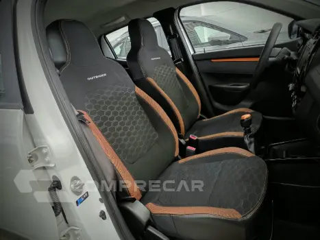 KWID 1.0 12V SCE FLEX OUTSIDER MANUAL