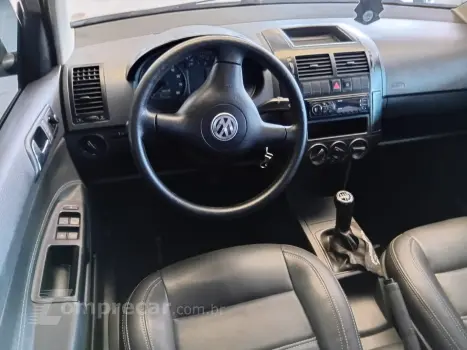 Polo Sedan 1.6