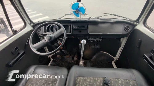 KOMBI 1.4 MI STD Escolar 8V