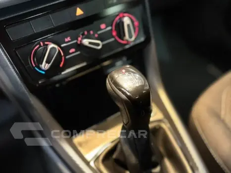 T-CROSS - 1.0 200 TSI TOTAL AUTOMÁTICO
