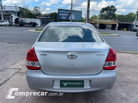 ETIOS 1.5 X Sedan 16V