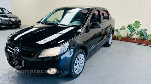 Volkswagen VOYAGE 1.6 MI Comfortline 8V 4 portas