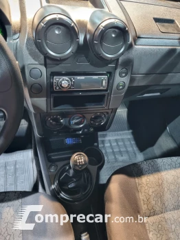 ECOSPORT 1.6 XLS 8V