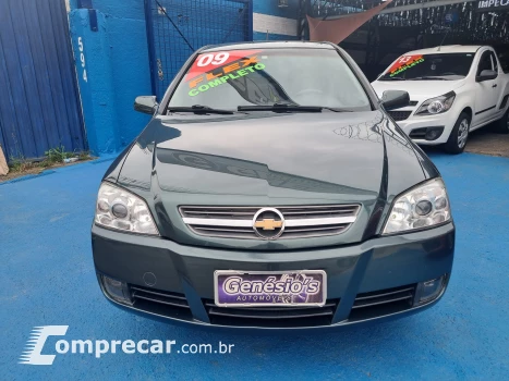 ASTRA 2.0 MPFI Advantage Sedan 8V