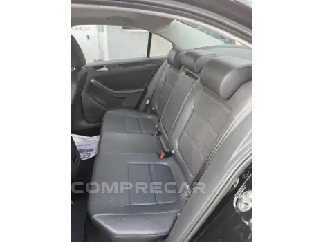 JETTA 2.0 COMFORTLINE FLEX 4P TIPTRONIC