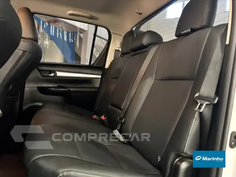 HILUX 2.8 D-4D TURBO DIESEL CD SRX 4X4 AUTOMÁTICO