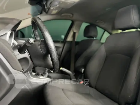 CRUZE 1.8 LT 16V FLEX 4P MANUAL