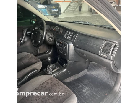 VECTRA 2.2 MPFI EXPRESSION 8V GASOLINA 4P MANUAL