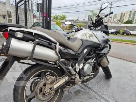 DL1000