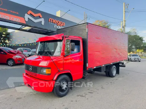 710 Modelo sem Versão