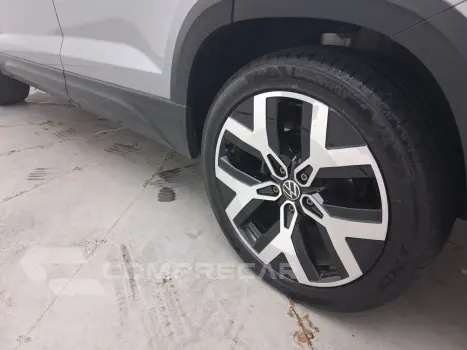 TAOS 1.4 250 TSI TOTAL FLEX HIGHLINE AUTOMÁTICO
