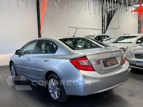 CIVIC - 1.8 LXS 16V 4P AUTOMÁTICO