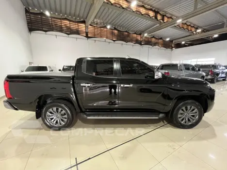 TRITON 2.4 Biturbo CD Hpe-s 4X4
