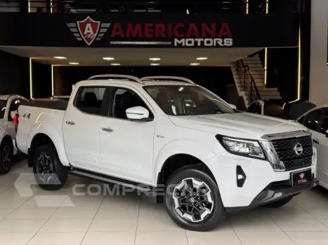 NISSAN Frontier 2.3 16V PLATINUM CABINE DUPLA 4X4 BI-TURBO DIESEL A 5 portas