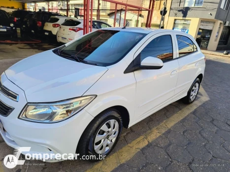 CHEVROLET ONIX HATCH LT 1.0 8V FlexPower 5p Mec. 4 portas