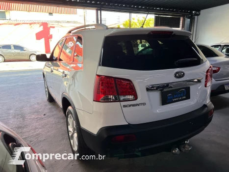 SORENTO 2.4 EX2 4X2 16V 7 Lugares