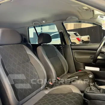 Golf 1.6 Mi Total Flex 8V 4p