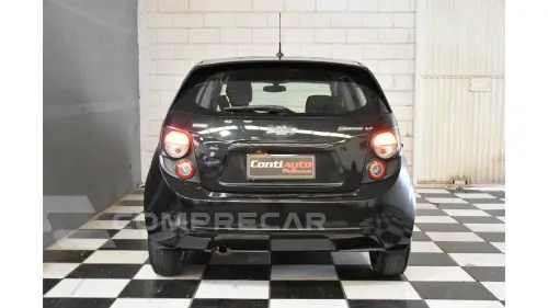 SONIC HATCH - 1.6 LT 16V 4P MANUAL