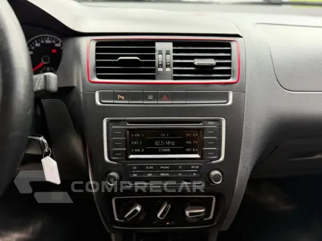 FOX 1.6 MI ROCK IN RIO 8V FLEX 4P MANUAL