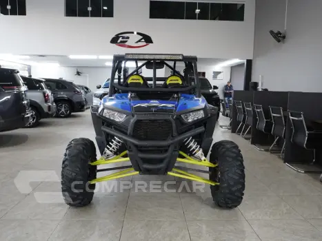 RZR XP 4 1000 4X4 (UTV)