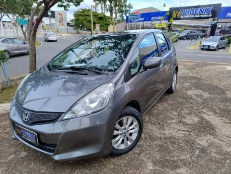 Honda FIT 1.4 DX 16V 4 portas