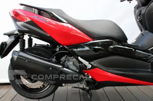 YAMAHA XMAX ABS
