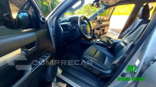 HILUX 2.8 D-4D TURBO DIESEL CD SRX 4X4 AUTOMÁTICO