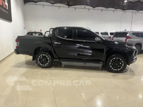 L200 TRITON 2.4 16V Turbo Outdoor HPE CD 4X4